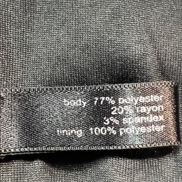 The Limited EC Black and white Herringbone Knee Length Design Dress. Size 0 - Picture 6 of 7